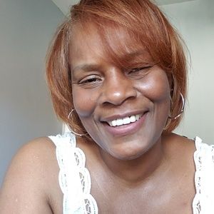 Meet your Posher, Johnetta